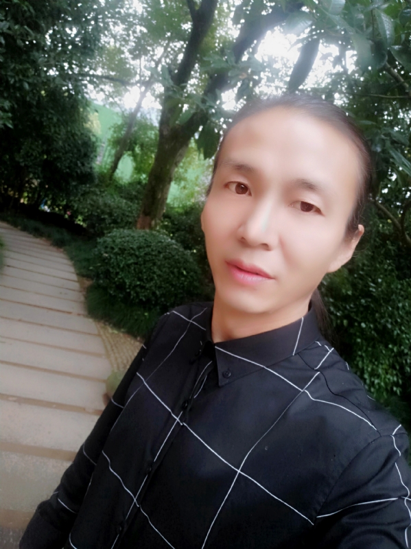 北方的狼的第一张照片--福清相亲服务中心