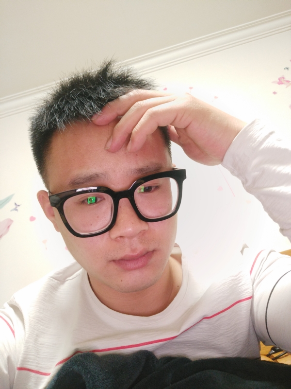 华灯初上的夜晚的第一张照片--福清相亲服务中心