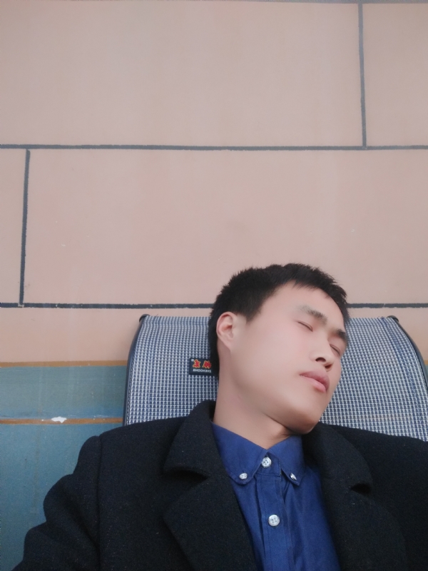 有钱爱情才能长久的第一张照片--福清相亲服务中心