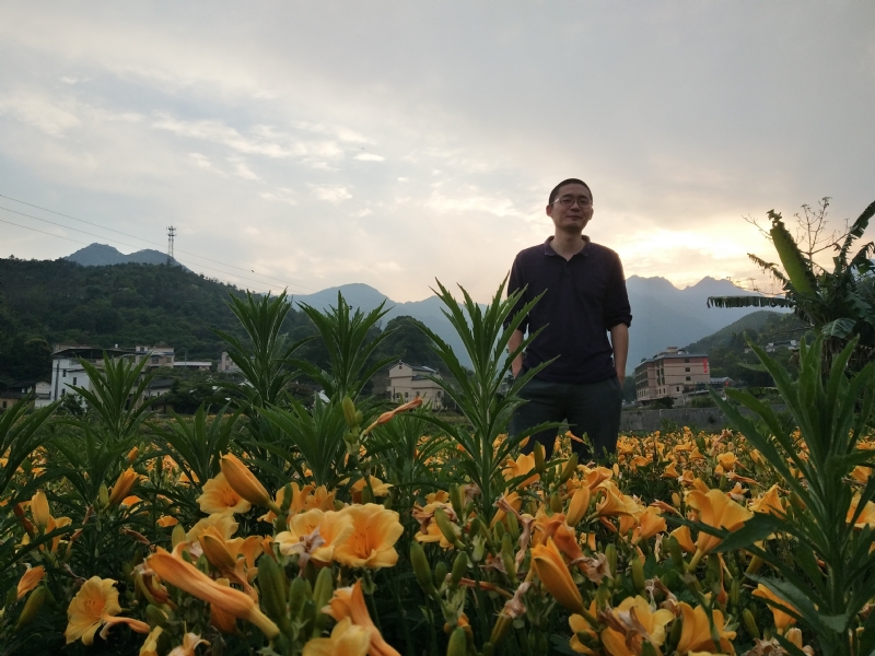 黄晓东的第一张照片--福清相亲服务中心