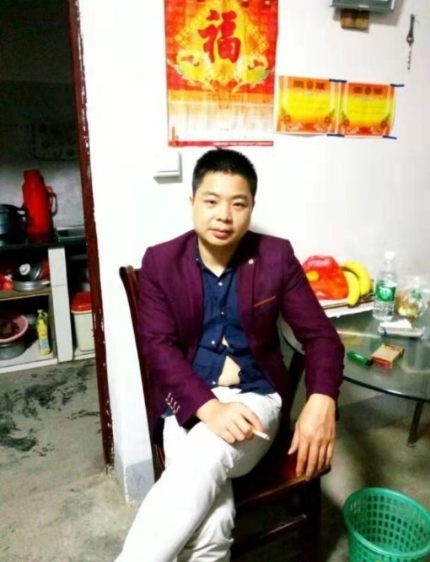 蓝色的微笑的第一张照片--福清相亲服务中心