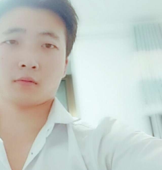 华英雄的第一张照片--福清相亲服务中心