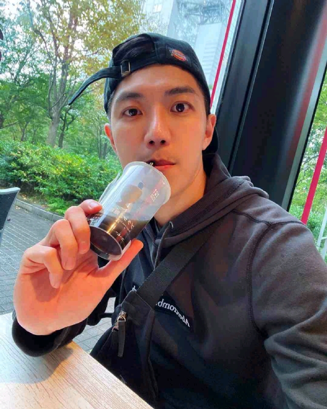 苏天奇的第一张照片--福清相亲服务中心