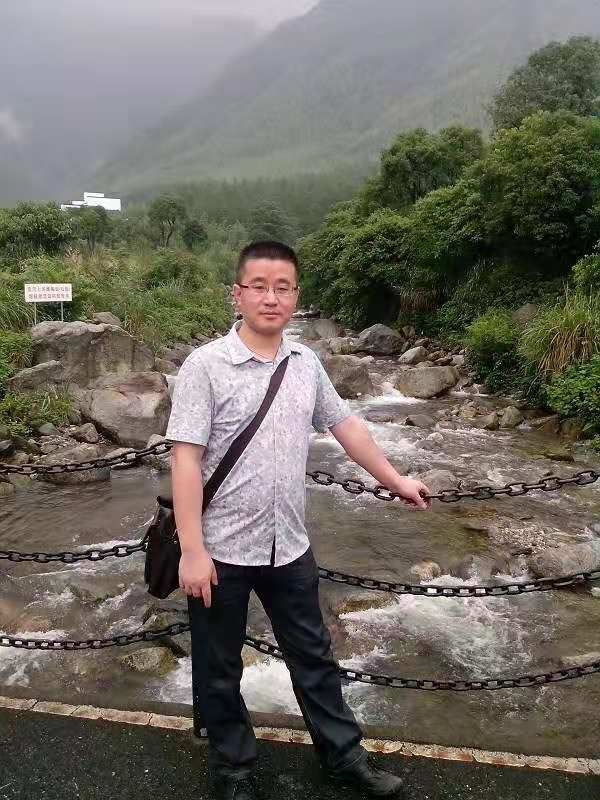 淡定牛魔王的第三张照片--福清相亲服务中心