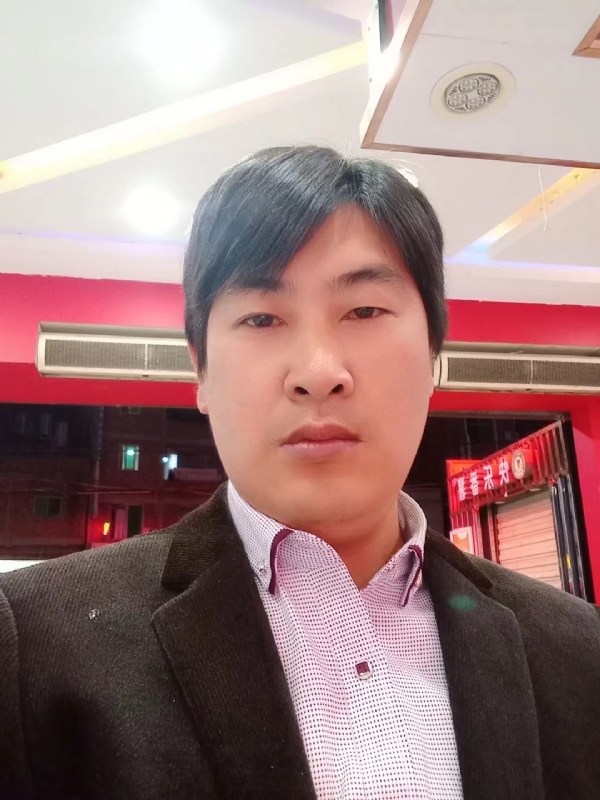 奔跑的第二张照片--福清相亲服务中心