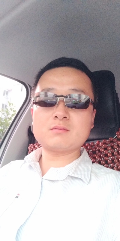 痛苦的单身狗的第二张照片--福清相亲服务中心