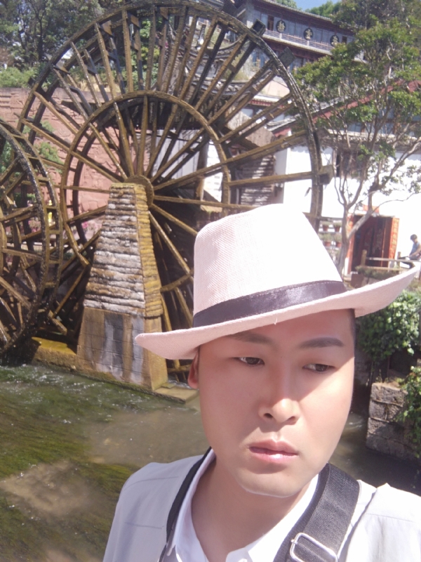 曲靖相亲的第一张照片--福清相亲服务中心
