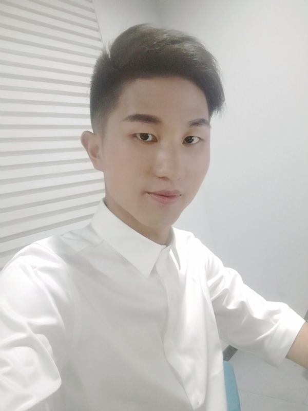 MrLi的第二张照片--福清相亲服务中心