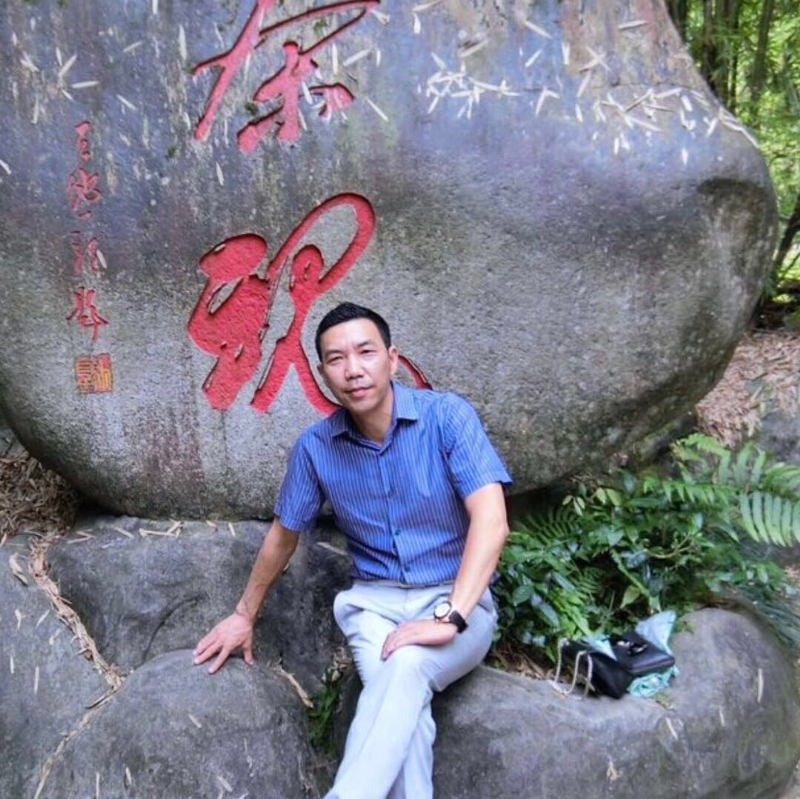 老·黄的第一张照片--福清相亲服务中心
