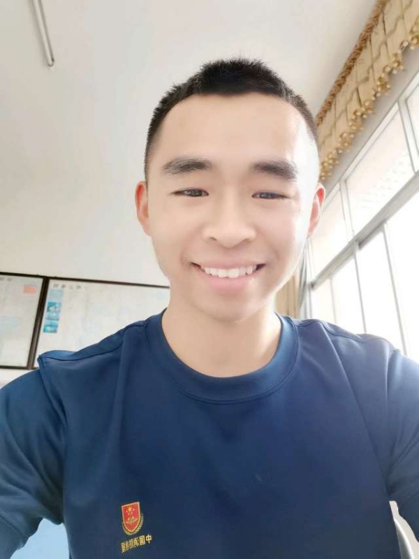 超超的第一张照片--福清相亲服务中心