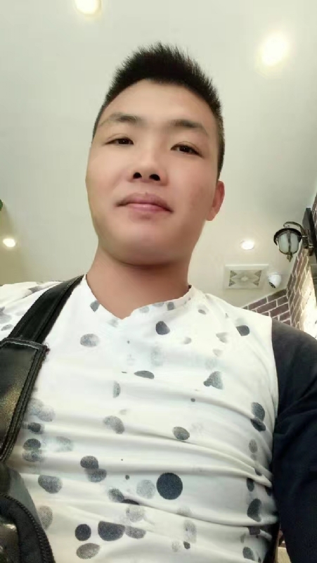 吃生蚝的小乖乖的第一张照片--福清相亲服务中心