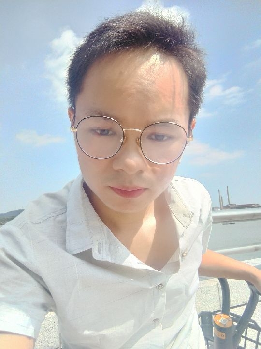 楠呐的第三张照片--福清相亲服务中心