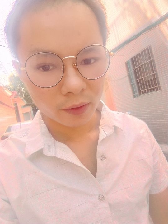 楠呐的第四张照片--福清相亲服务中心