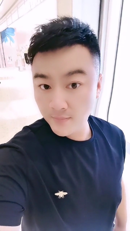 微风徐徐的第一张照片--福清相亲服务中心