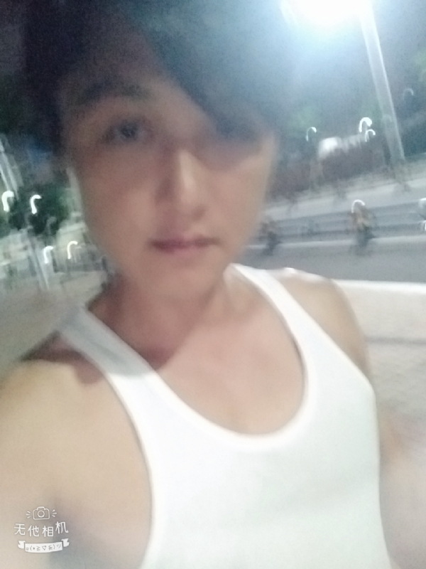 弟弟的第一张照片--福清相亲服务中心