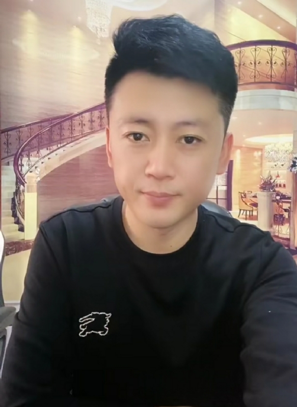 屋顶拾荒人的第三张照片--福清相亲服务中心