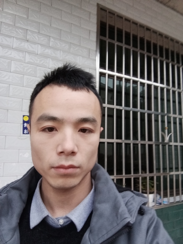 笑得那么开心的第一张照片--福清相亲服务中心