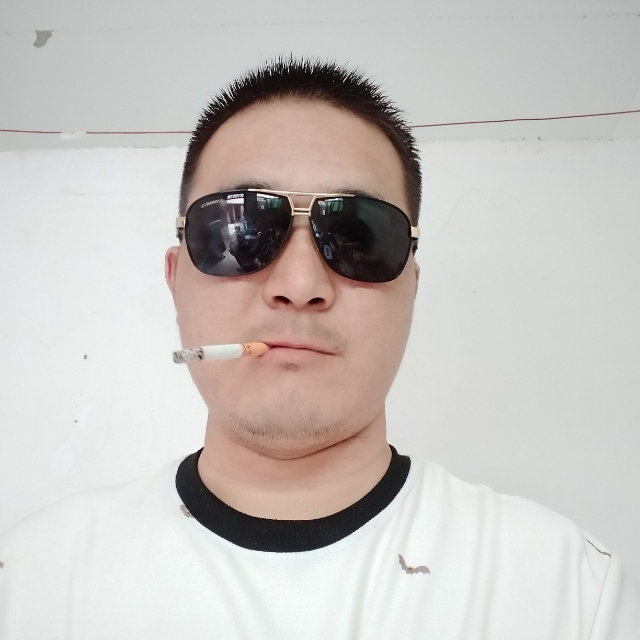 白伟伟的第一张照片--福清相亲服务中心