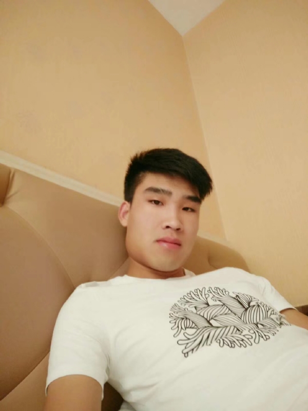 谁不曾孤单上路的第二张照片--福清相亲服务中心