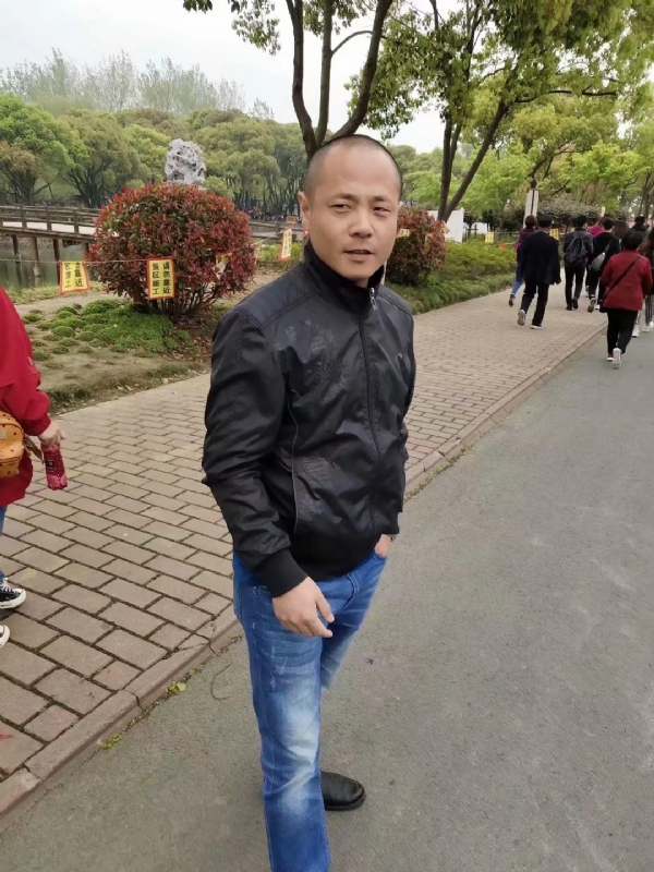 傻子的第一张照片--福清相亲服务中心