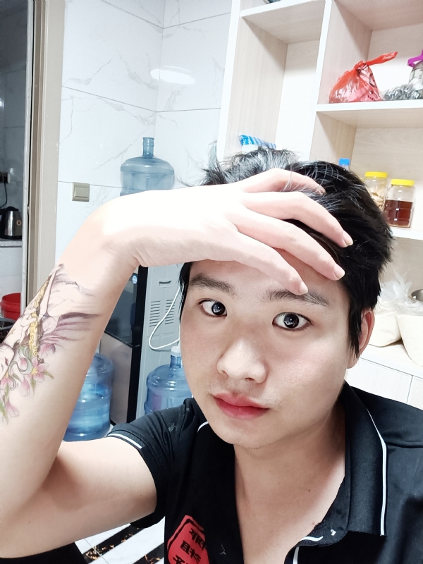 一纸荒年的第一张照片--福清相亲服务中心