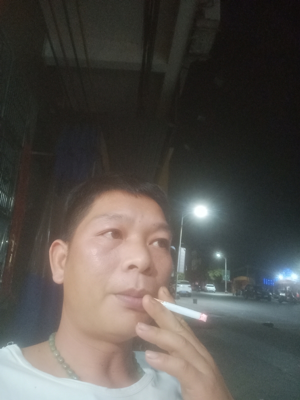 善解人意的第一张照片--福清相亲服务中心