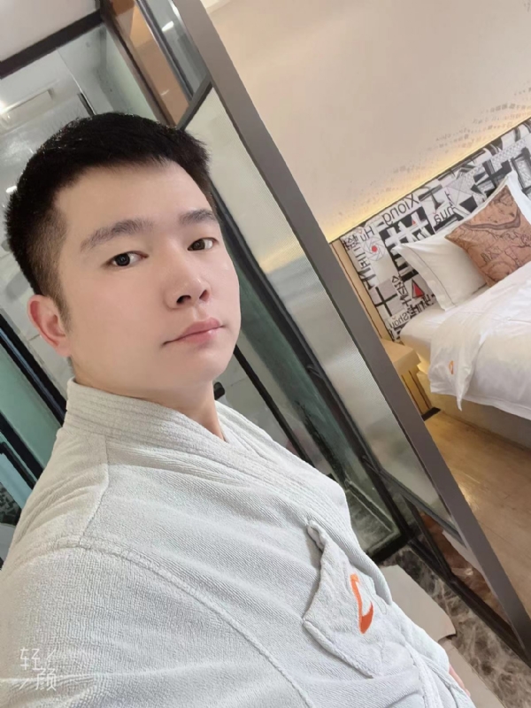 绿帽的第一张照片--福清相亲服务中心