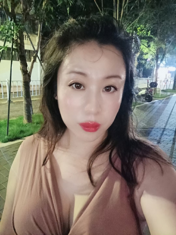 叶子青青的第一张照片--福清相亲服务中心