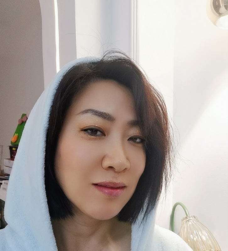 火玫瑰的第一张照片--福清相亲服务中心